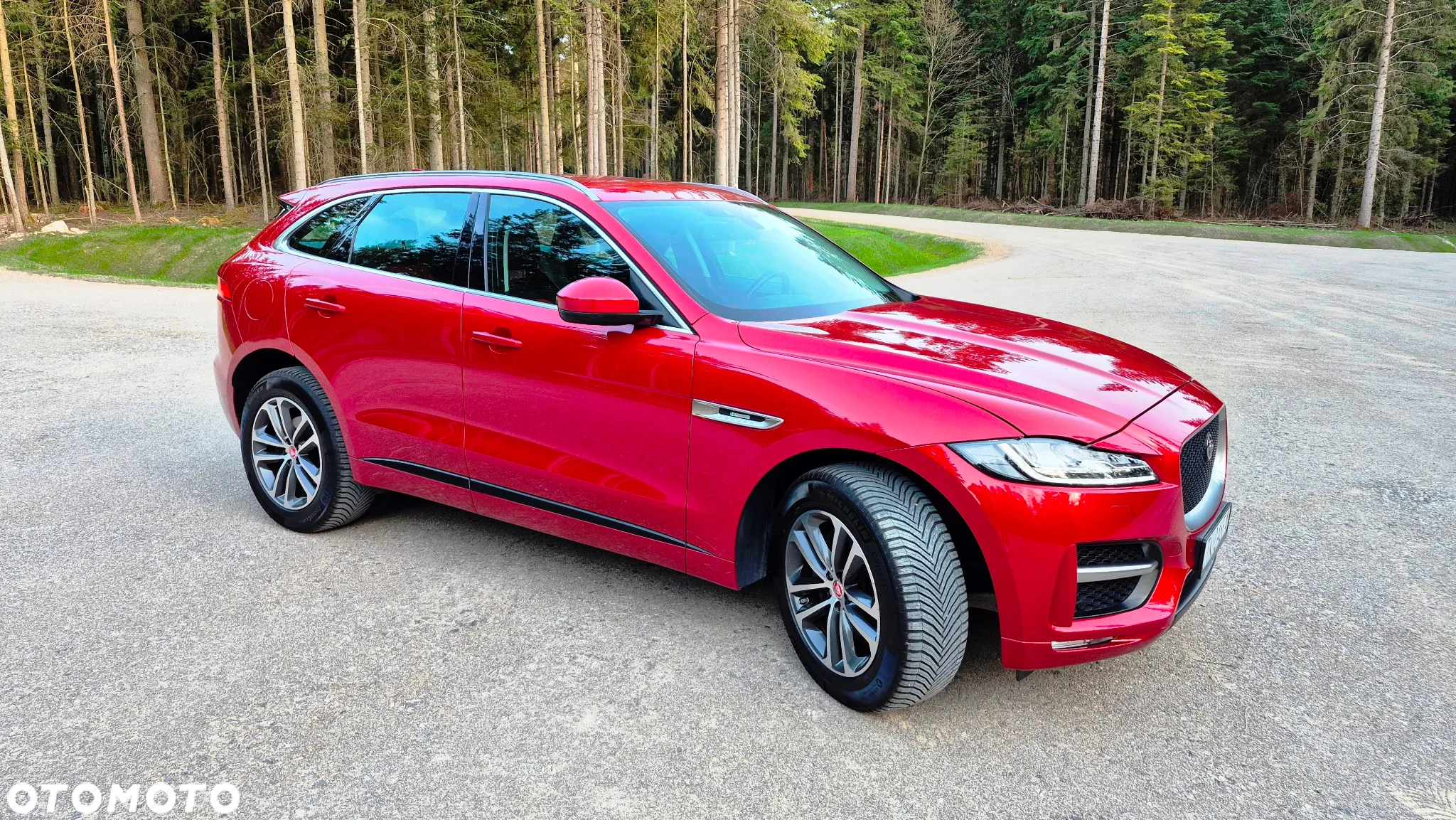 Jaguar F-Pace 30d AWD R-Sport - 8