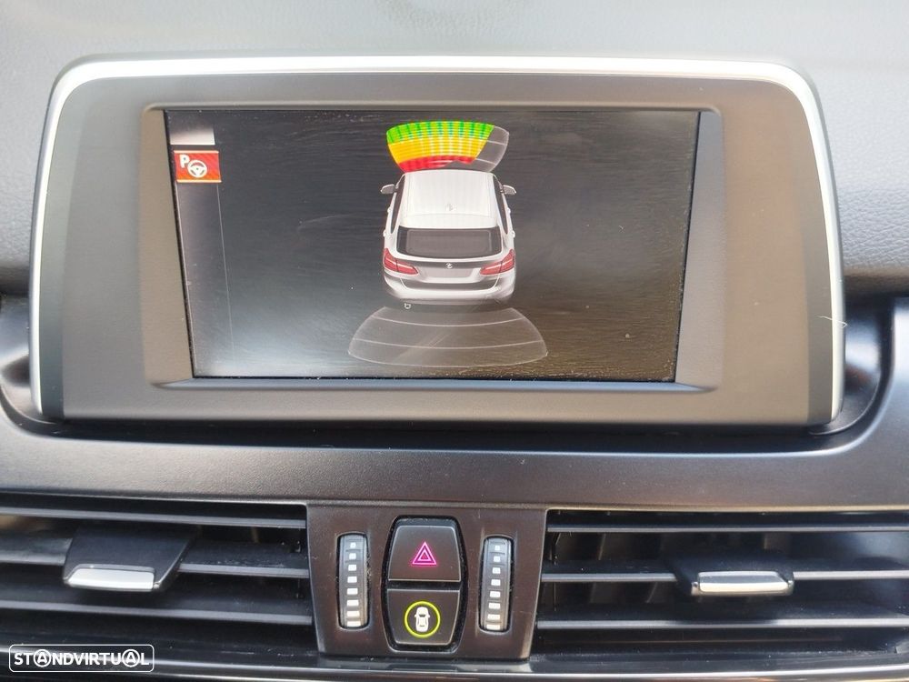 BMW 216 Active Tourer d Luxury Line - 6