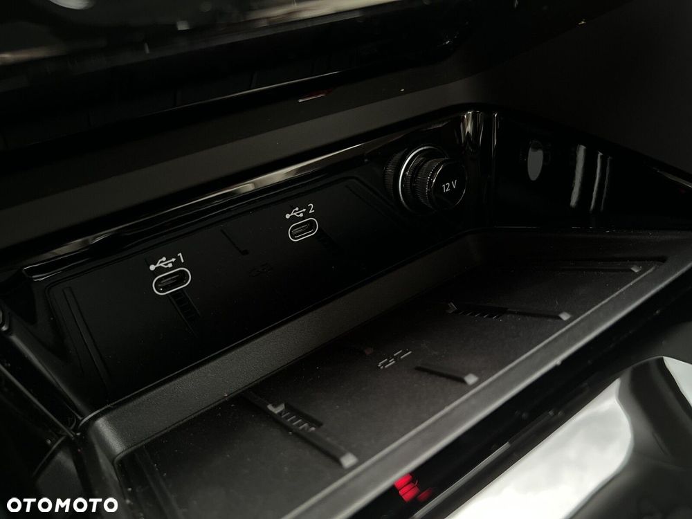 Audi Q5 Sportback - 37