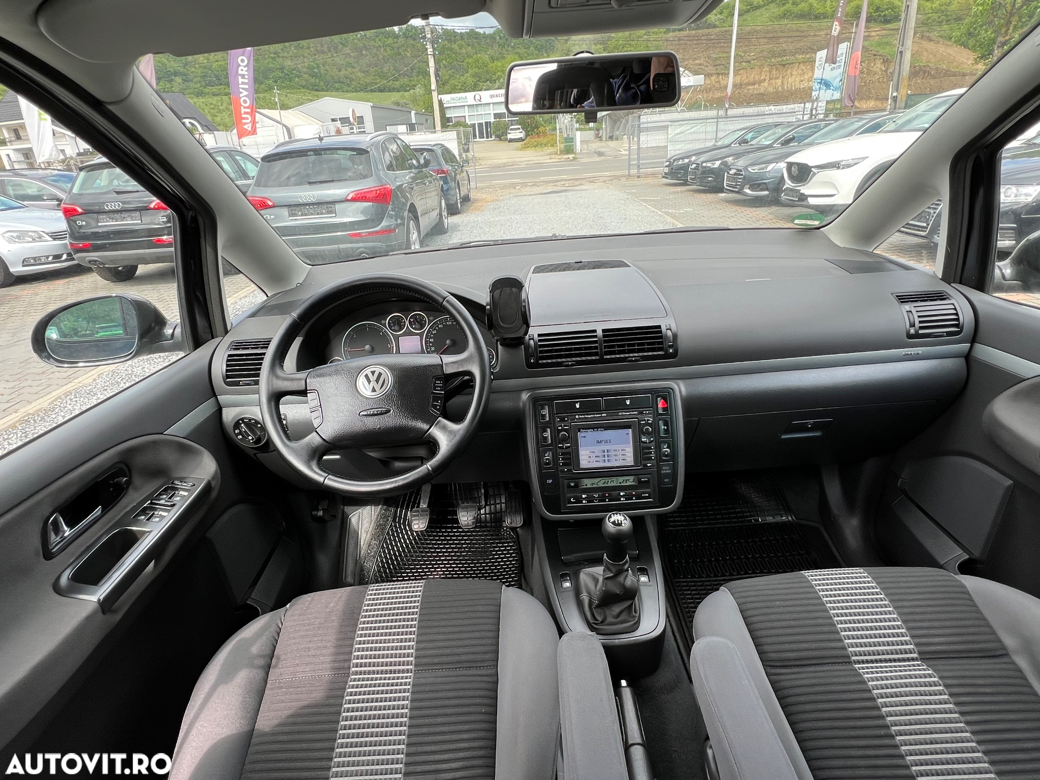 Volkswagen Sharan 2.0 TDI DPF BlueMotion United - 10