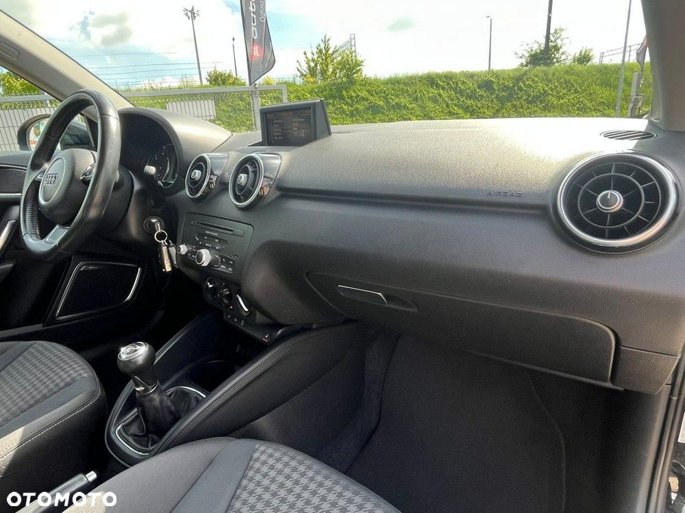 Audi A1 Sportback 1.6 TDI Ambition - 36