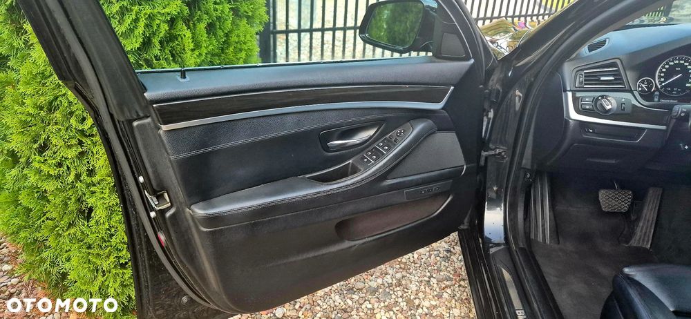 BMW Seria 5 - 33