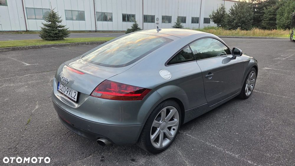 Audi TT Coupé 3.2 quattro DSG - 11