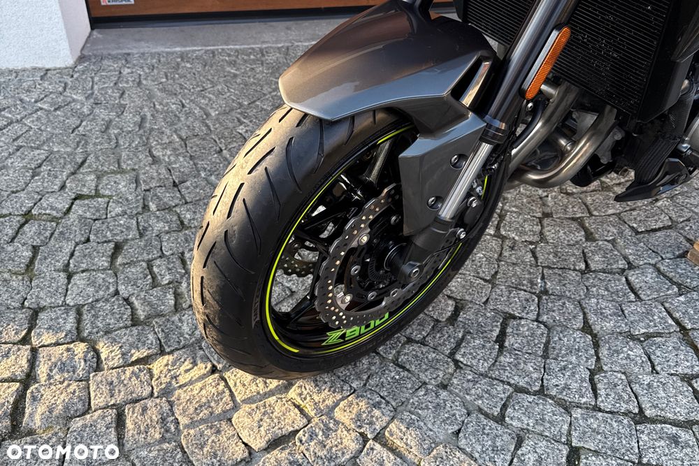 Kawasaki Z 900 - 18