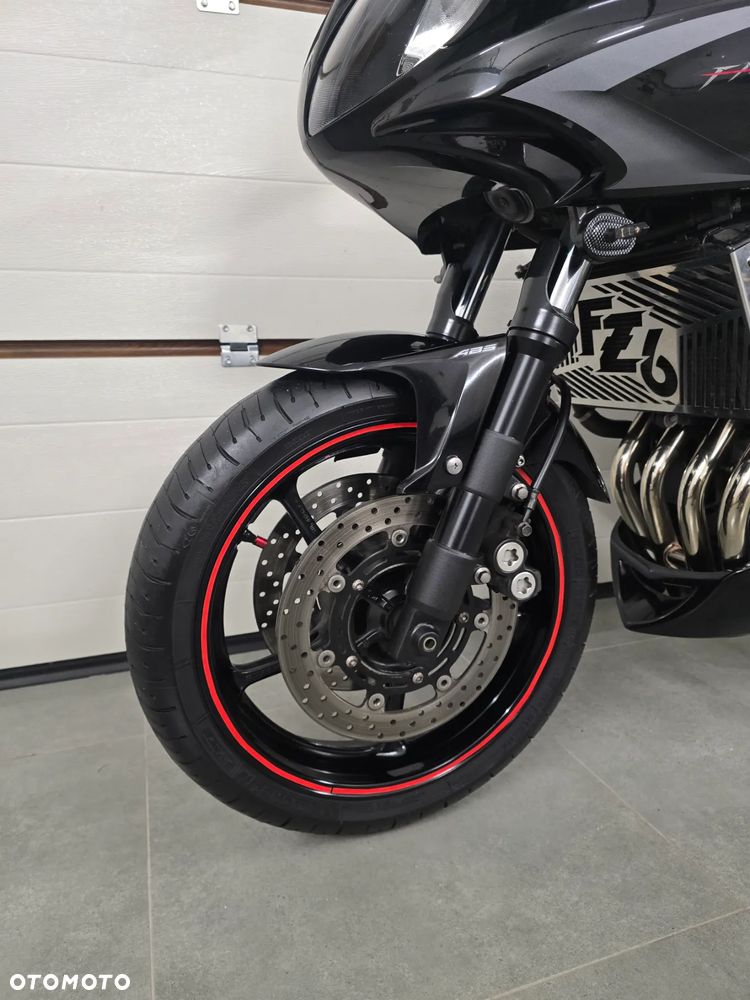 Yamaha FZ6 - 5