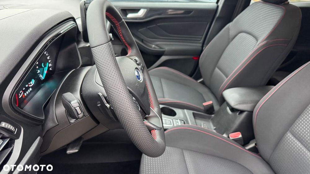 Ford Focus 1.5 EcoBlue Start-Stopp-System ST-LINE X - 27