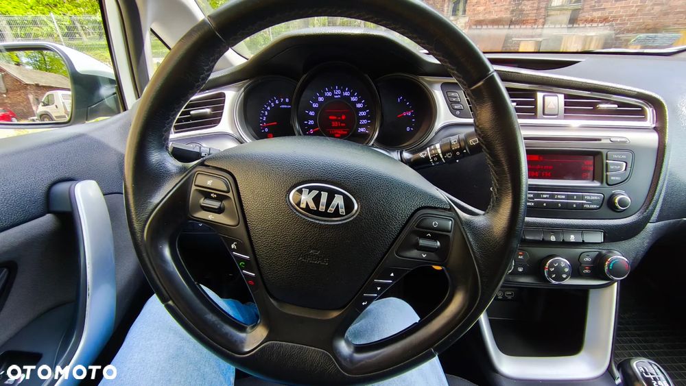 Kia Ceed 1.4 M - 21