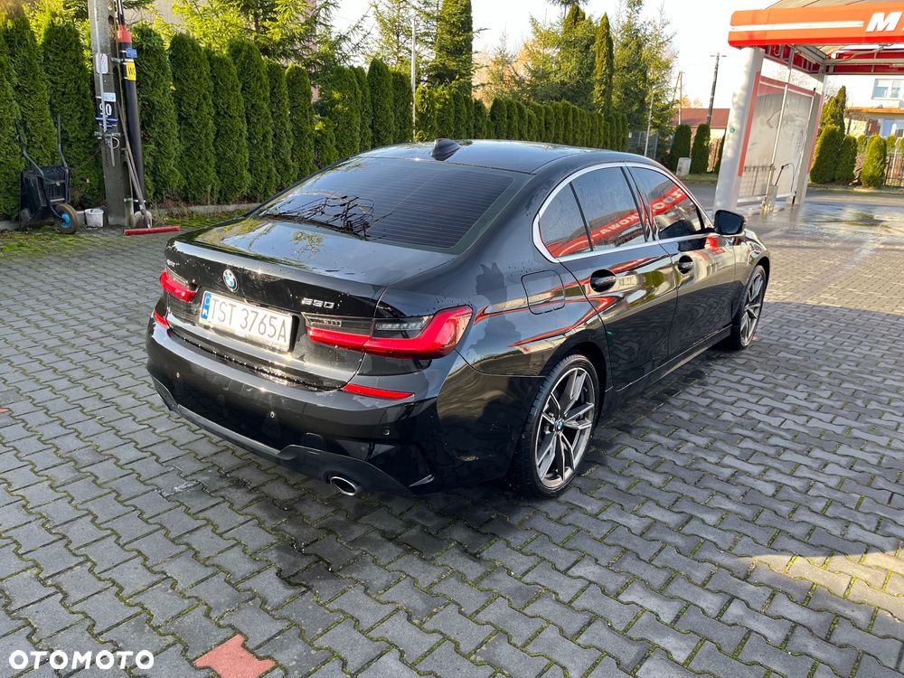 BMW Seria 3 330i xDrive M Sport - 5