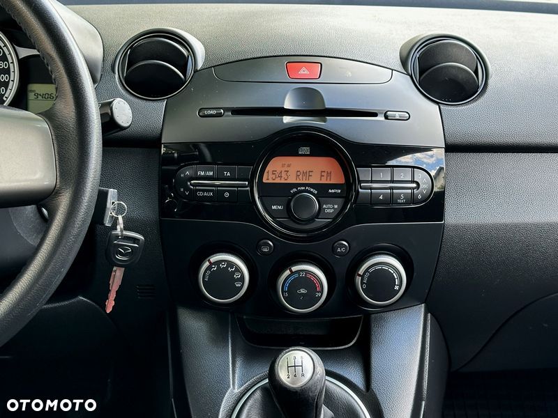 Mazda 2 - 14