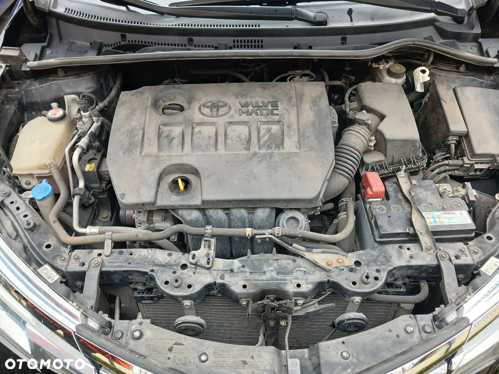 Toyota Corolla 1.6 Comfort - 16