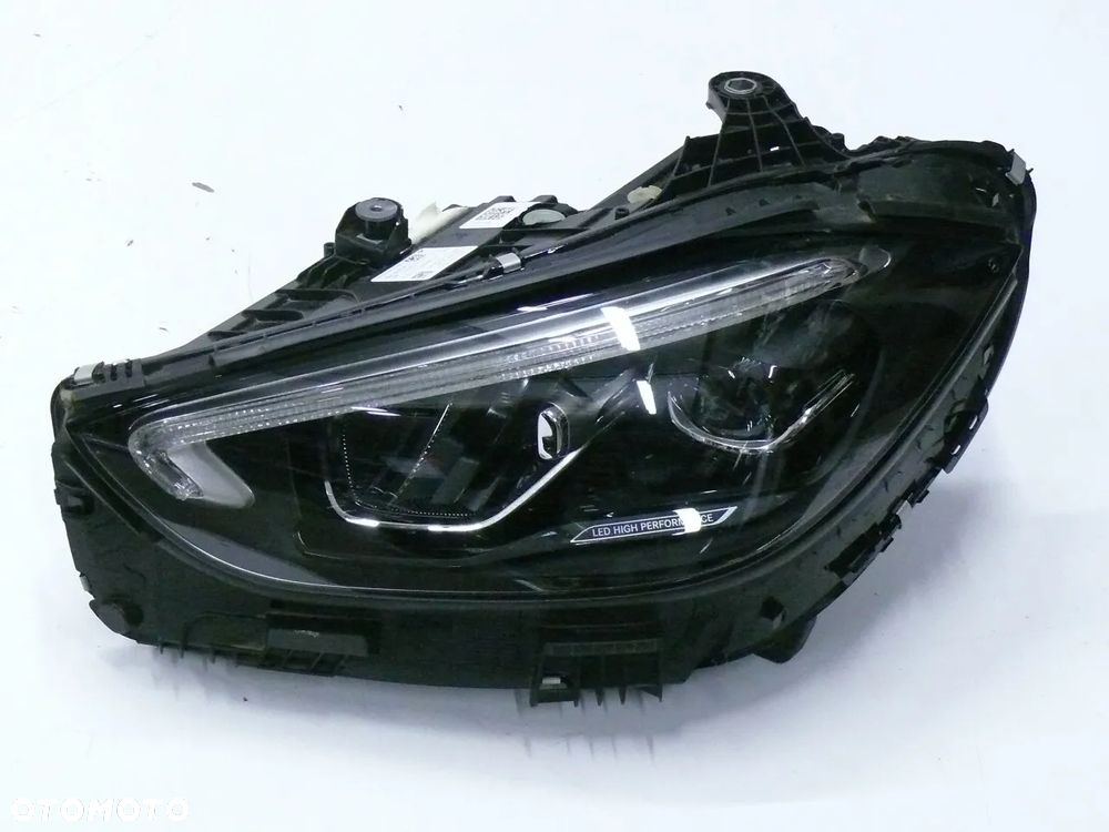 LAMPA PRZEDNIA LEWA MERCEDES C-KLASA W206 2023 LED FULL PERFORMANCE