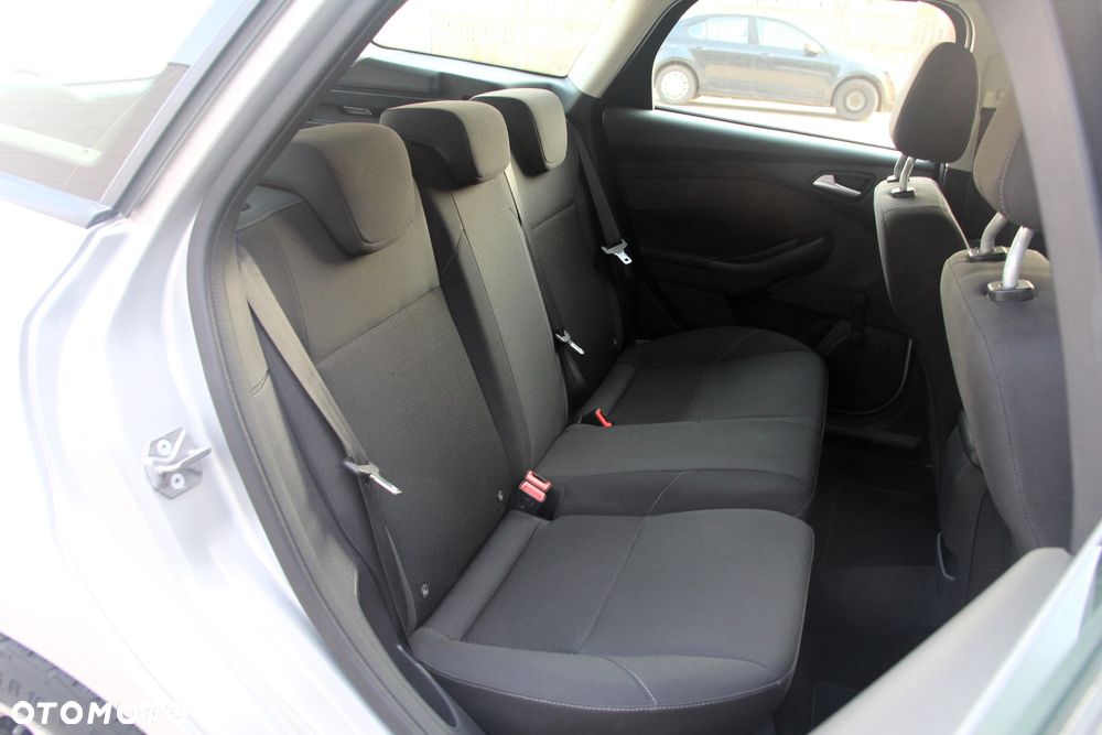 Ford Focus - 31