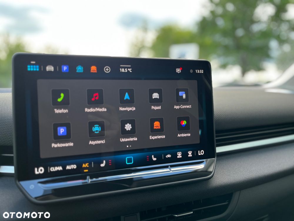 Volkswagen T-Roc 1.5 eTSI OPF DSG Life - 17