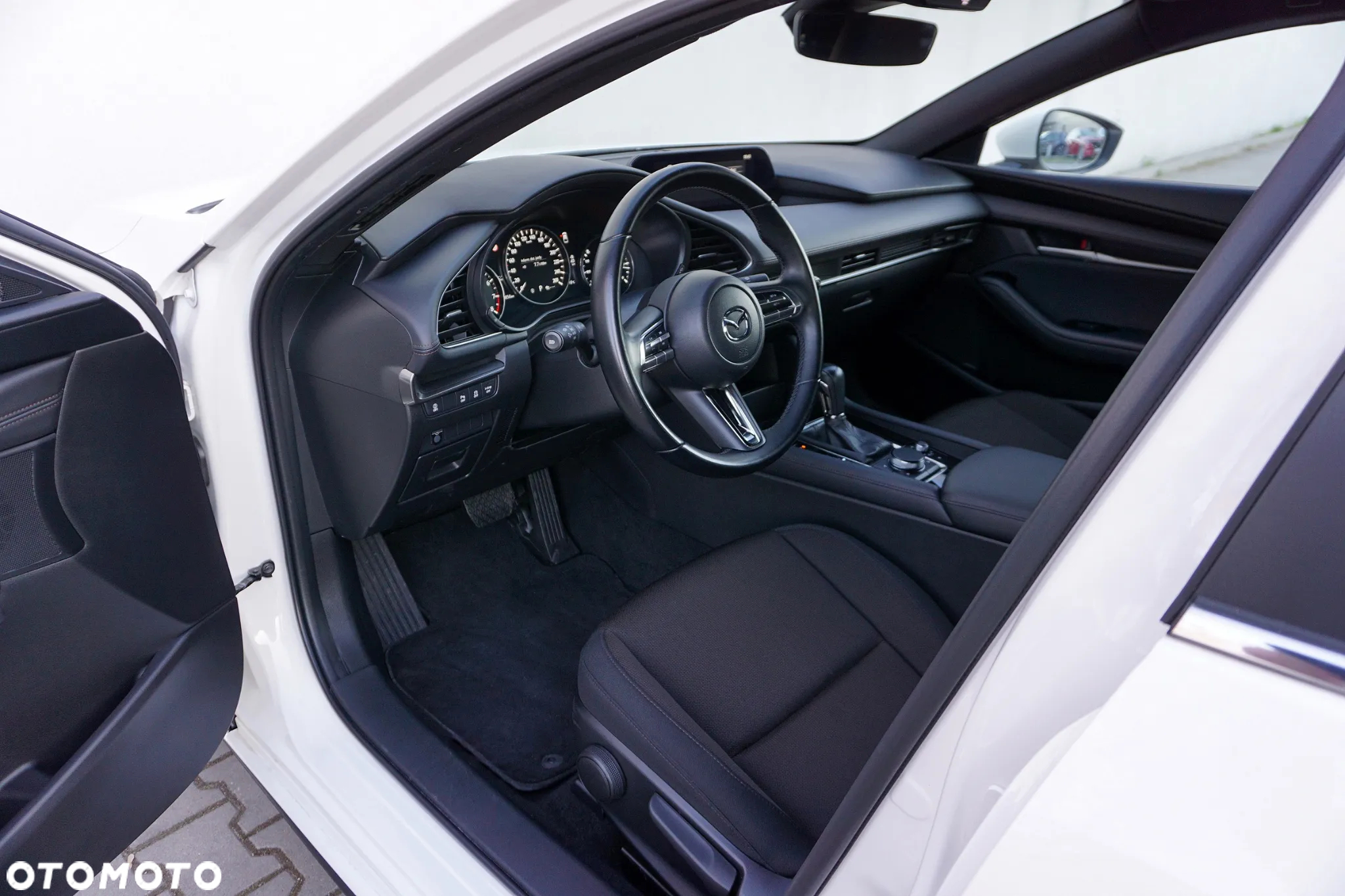 Mazda 3 - 11