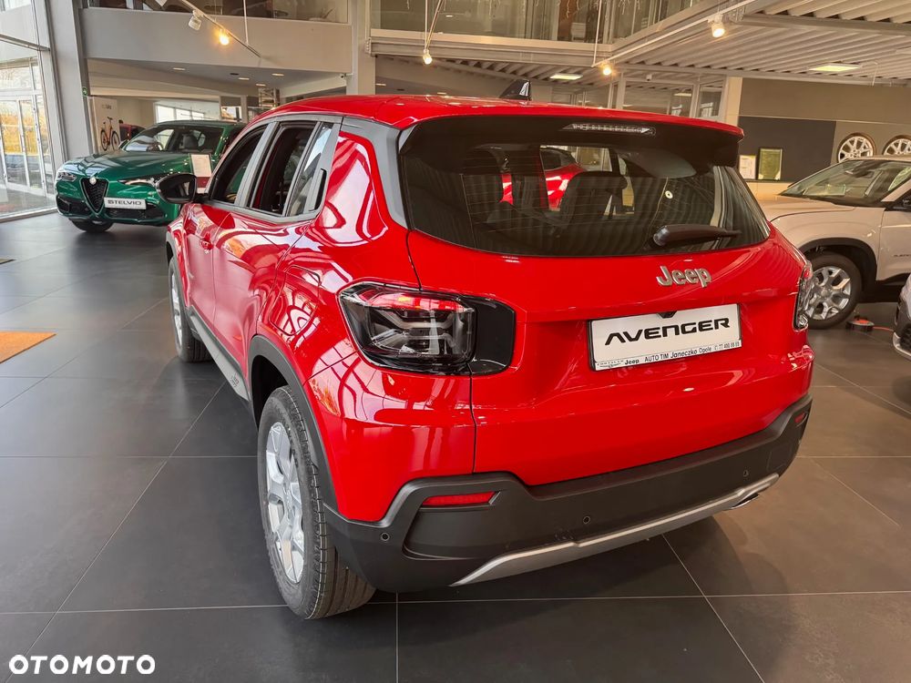 Jeep Avenger 1.2 T3 mHEV Altitude FWD eDCT6 - 3