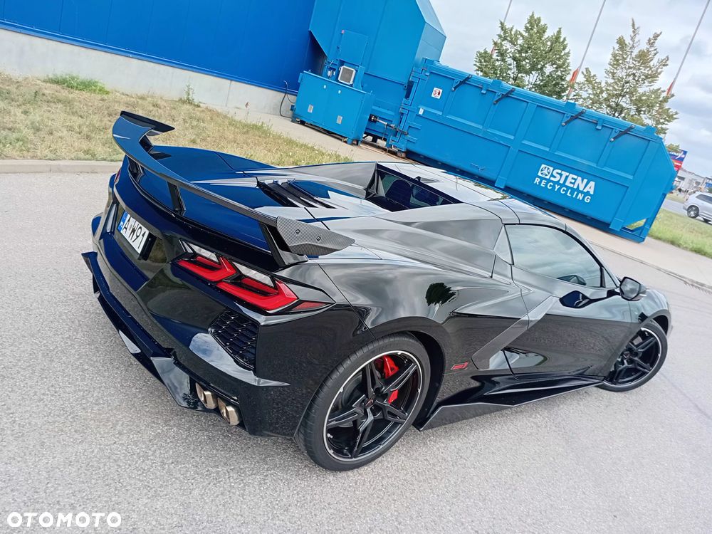 Chevrolet Corvette - 18