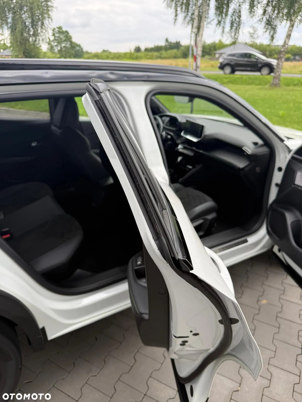 Peugeot 2008 1.2 PureTech GT Pack S&S EAT8 - 13