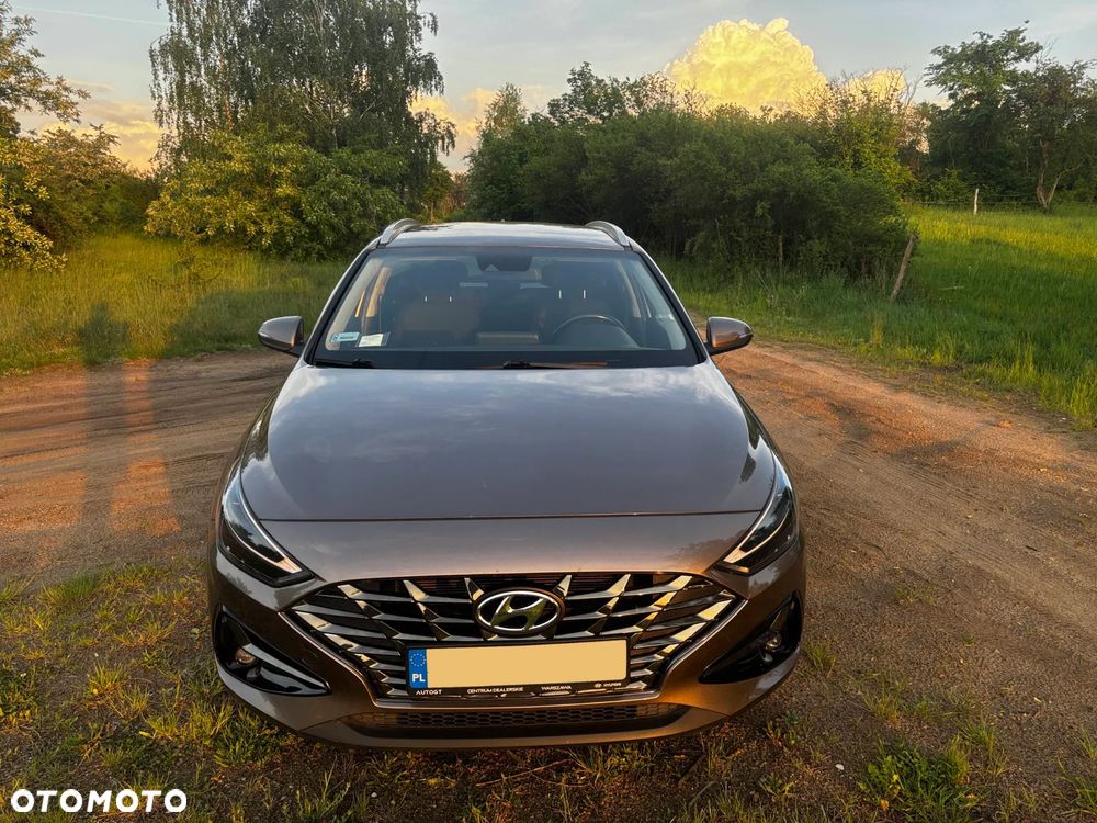 Hyundai i30 ver-1-5-t--gdi-48v-comfort-dct - 15