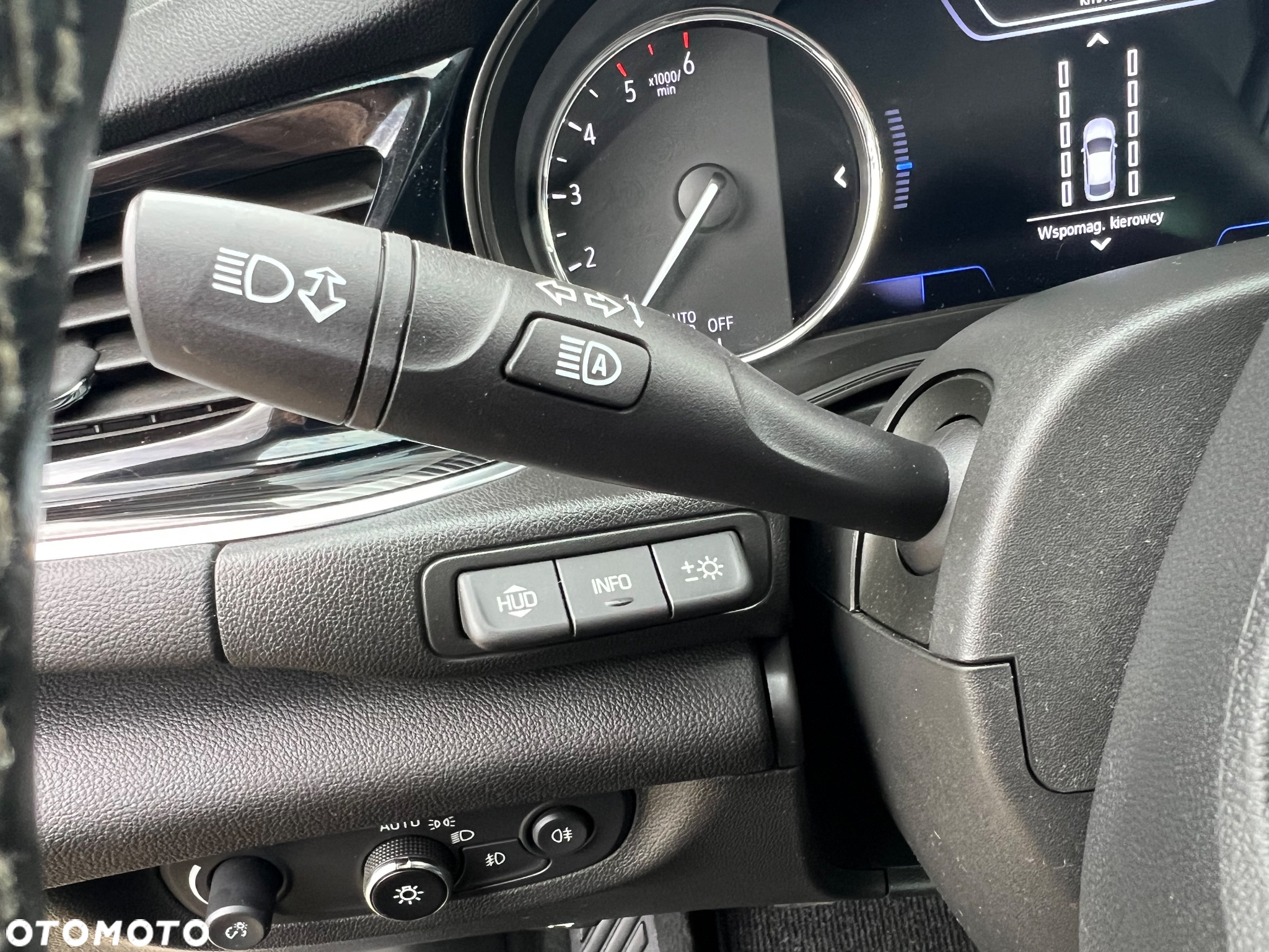 Opel Insignia Grand Sport 2.0 Diesel Innovation - 13