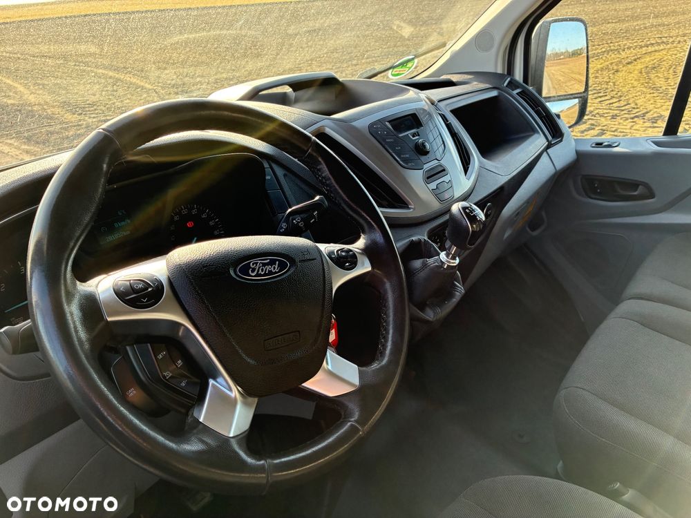 Ford Transit - 14