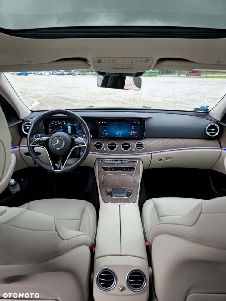 Mercedes-Benz Klasa E 300 d 4-Matic Avantgarde - 2
