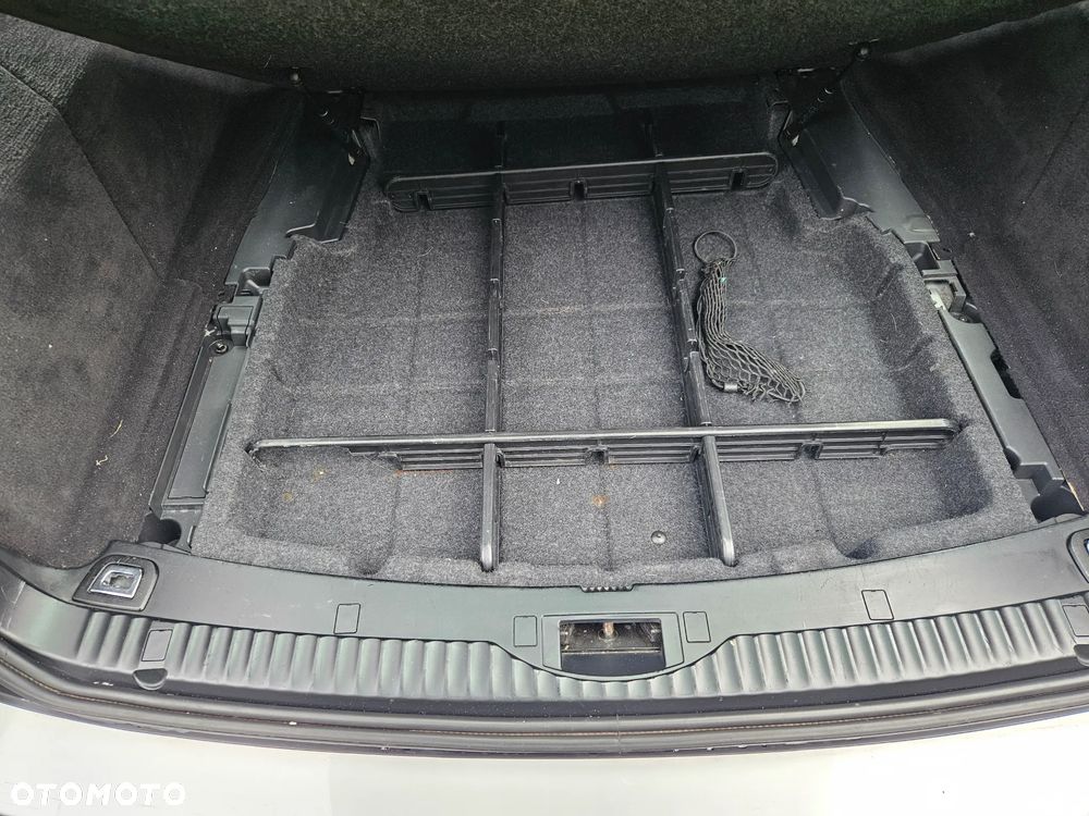 BMW Seria 5 525i Touring - 30