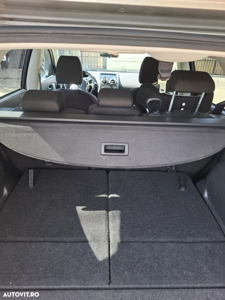 Nissan Qashqai+2 - 15
