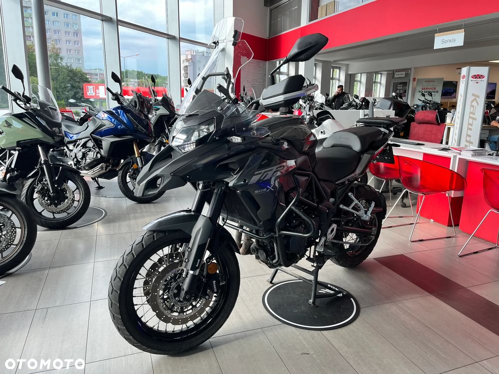 Benelli TRK 502X - 7