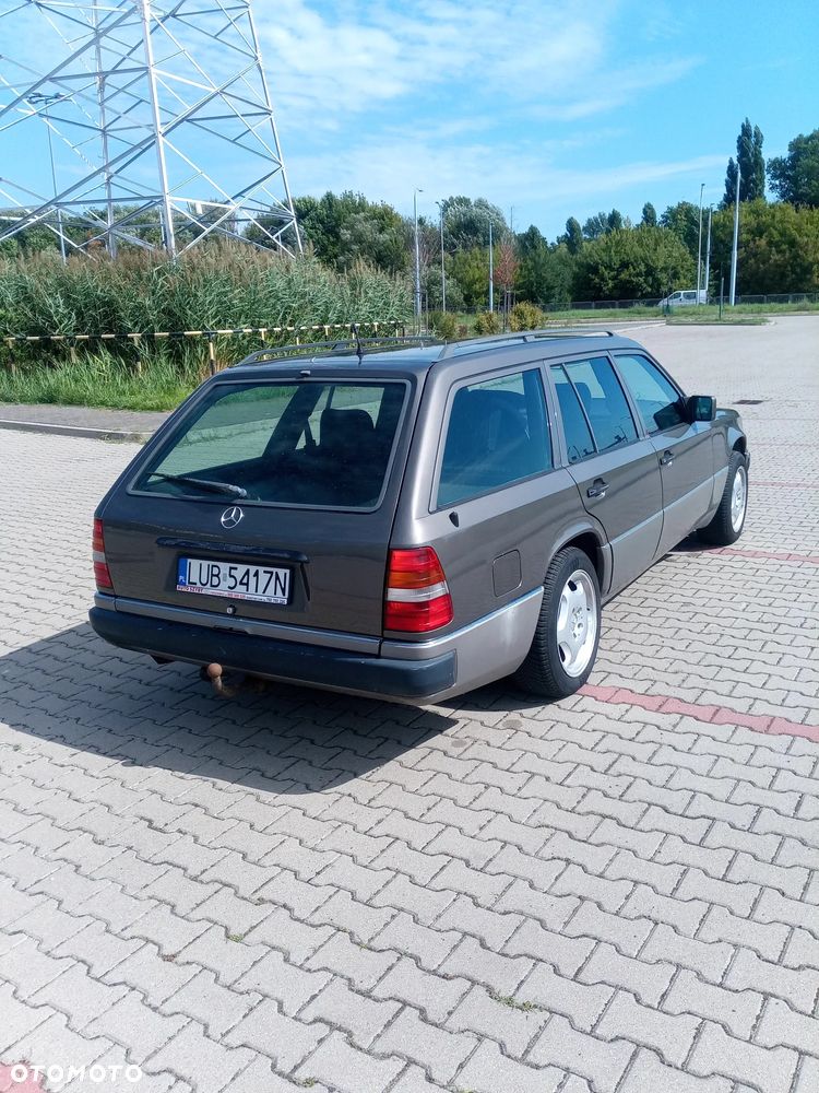 Mercedes-Benz W124 (1984-1993) - 4