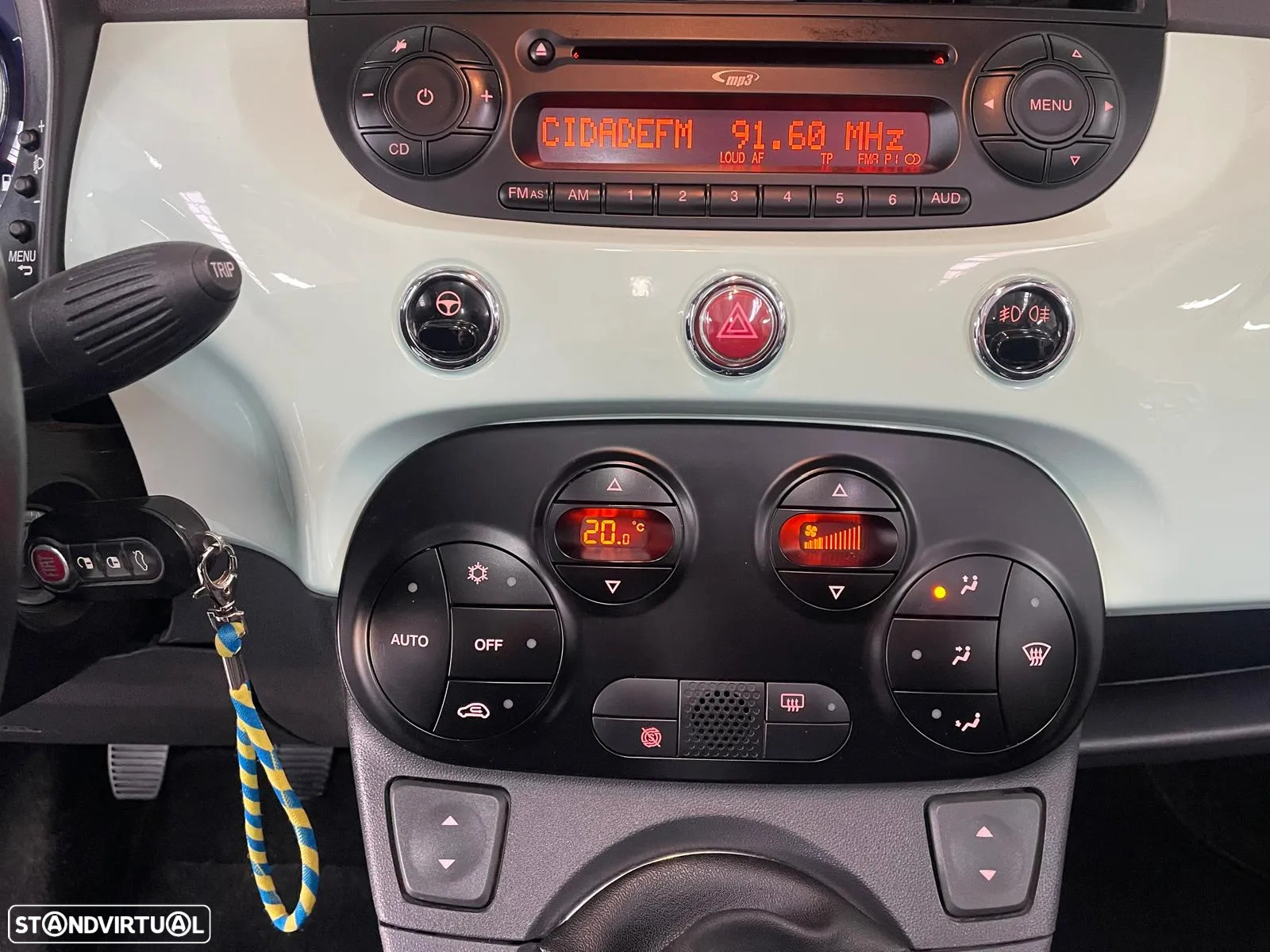 Fiat 500C 1.3 16V Multijet Lounge - 35