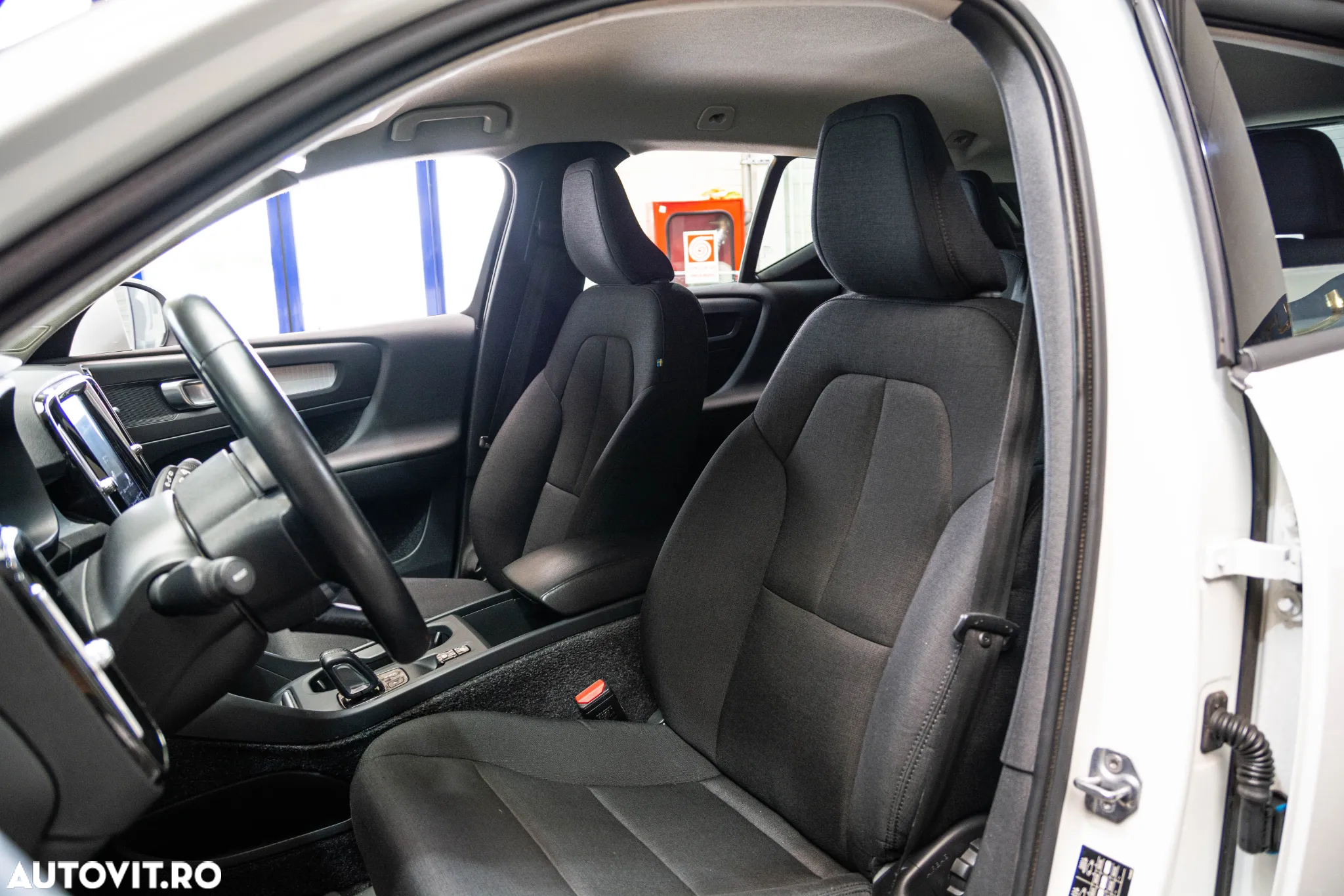 Volvo XC 40 D3 AWD Momentum - 5