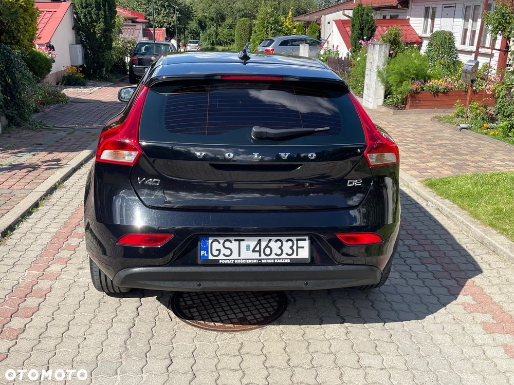 Volvo V40 D2 Drive-E R-Design Momentum - 10
