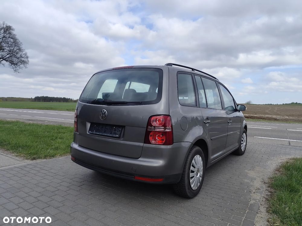 Volkswagen Touran 1.9 TDI Highline - 21
