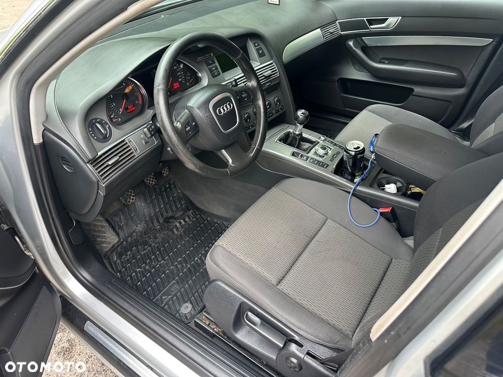Audi A6 Avant 2.4 - 13