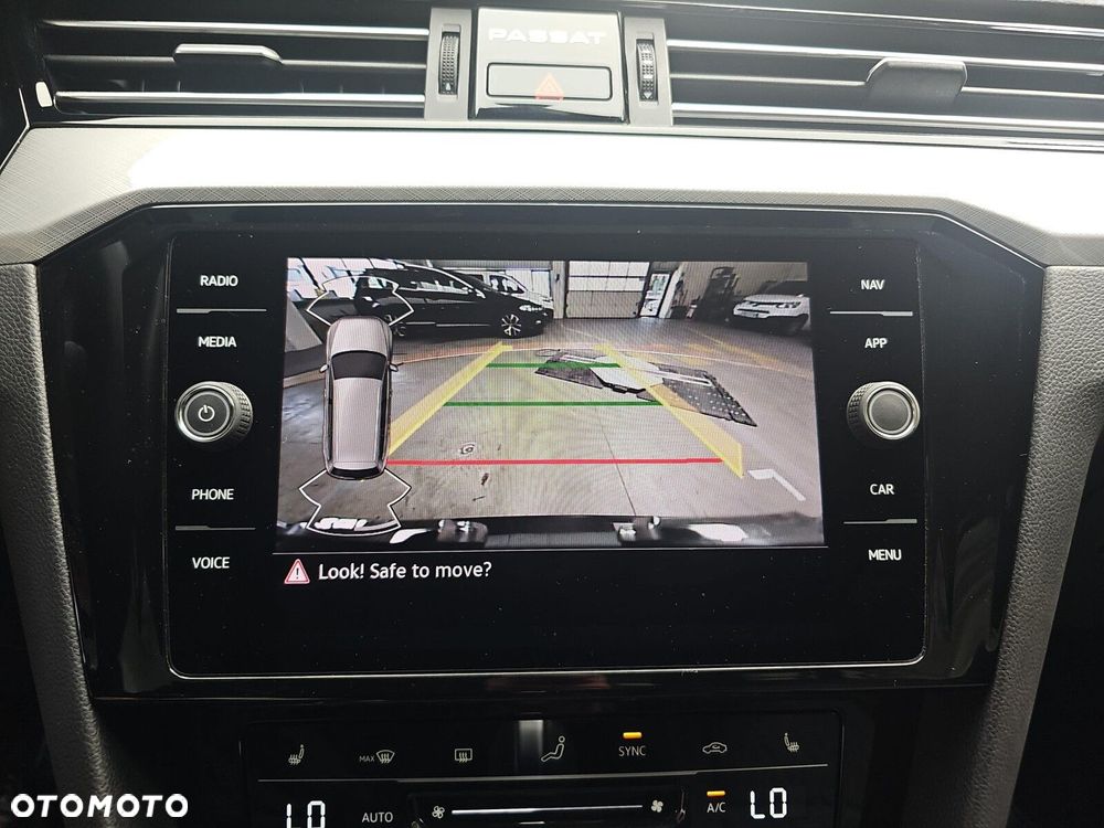 Volkswagen Passat Variant 1.5 TSI EVO Business DSG - 17