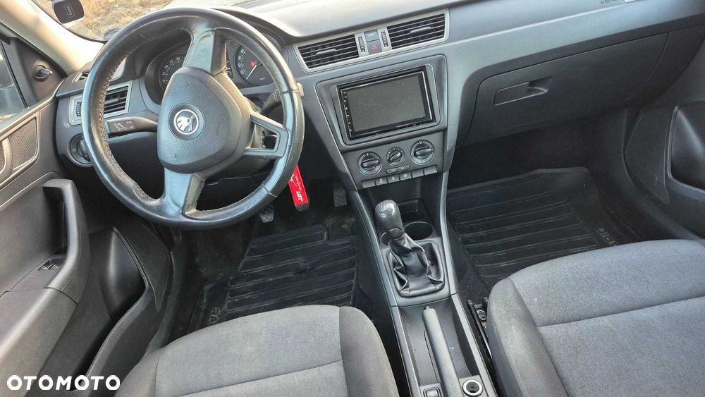 Skoda RAPID - 5
