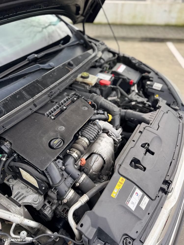 Peugeot 308 SW 1.6 BlueHDi Style - 21