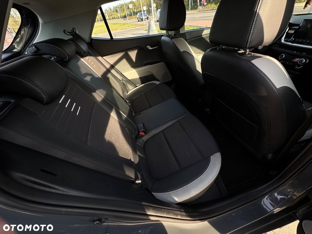 Kia Stonic 1.0 T-GDI MHEV L DCT - 13