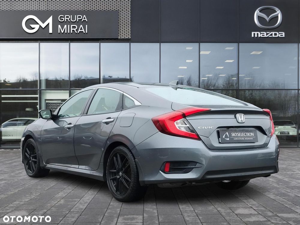 Honda Civic 1.5 T Executive - 3