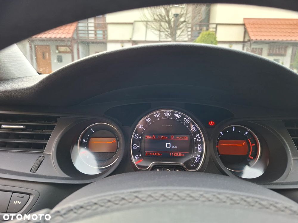 Citroën C5 2.0 HDi Exclusive - 8