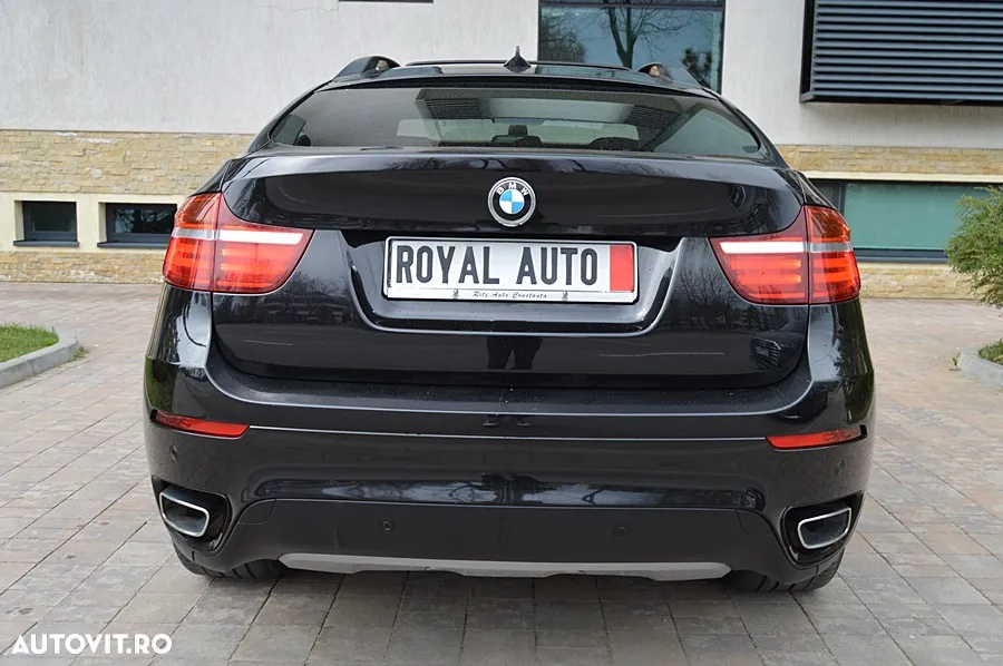 BMW X6 xDrive30d - 11