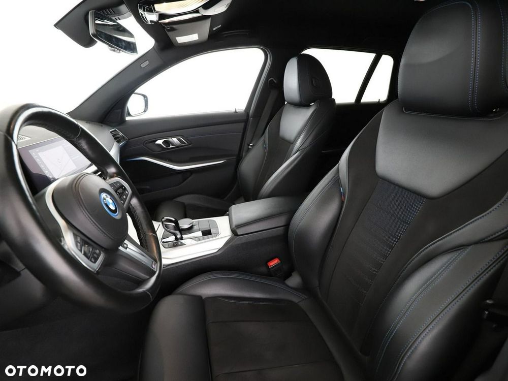 BMW Seria 3 - 14