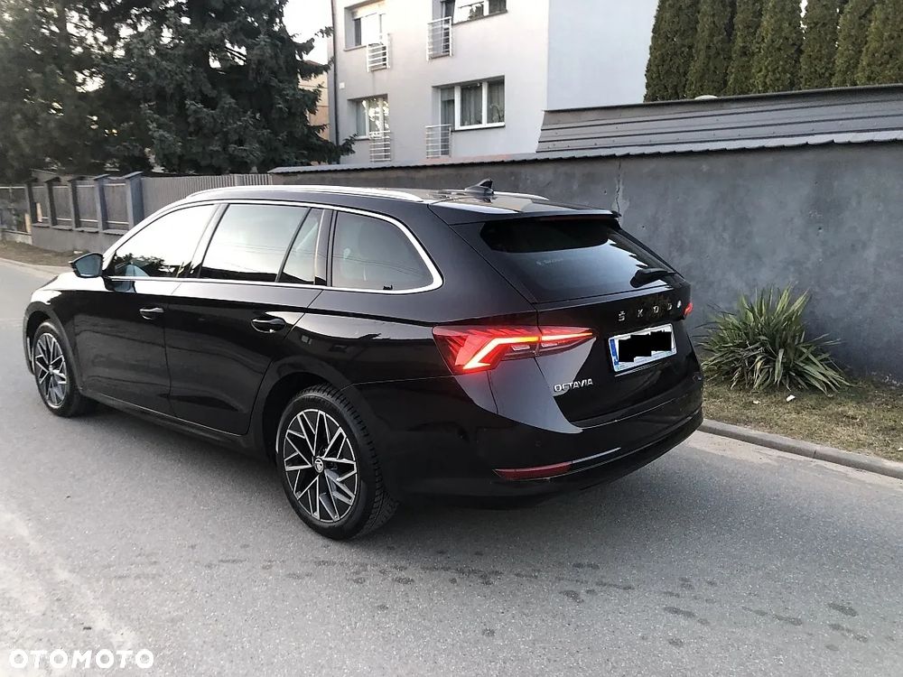Skoda Octavia 2.0 TDI SCR Style DSG - 7