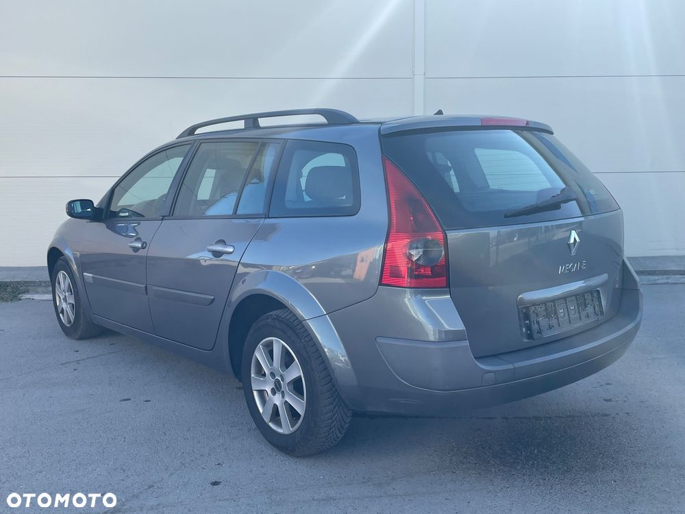 Renault Megane - 11
