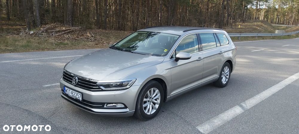 Volkswagen Passat 2.0 TDI SCR Comfortline - 1