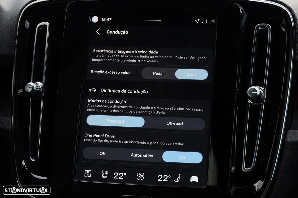 Volvo EC40 82 kWh Single Motor Extended Range Core - 23