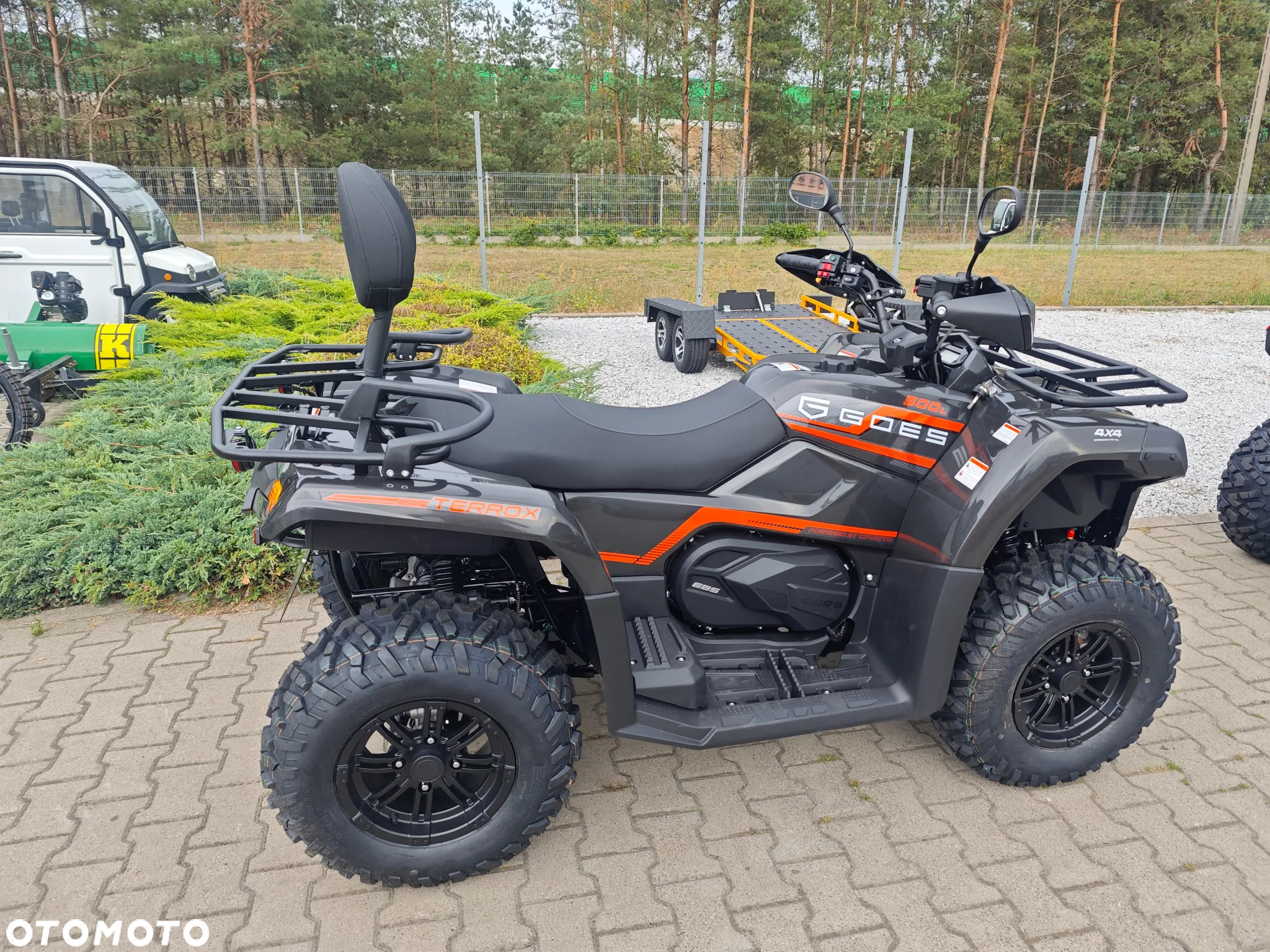 CFMoto CForce - 11