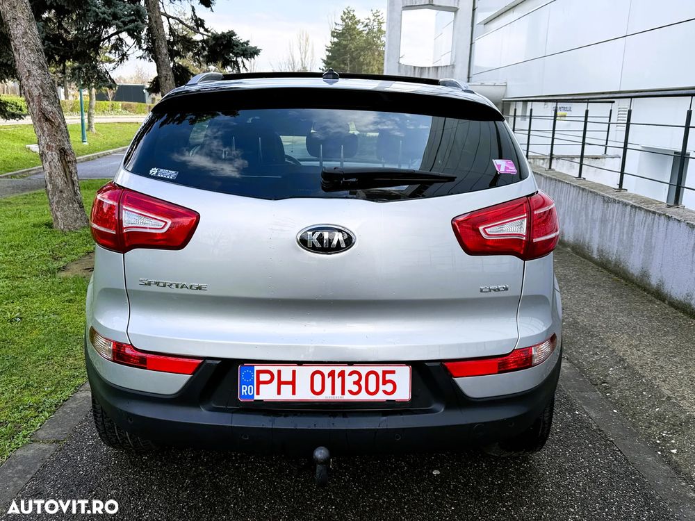 Kia Sportage 2.0 CRDI 4WD Automatik Vision - 11