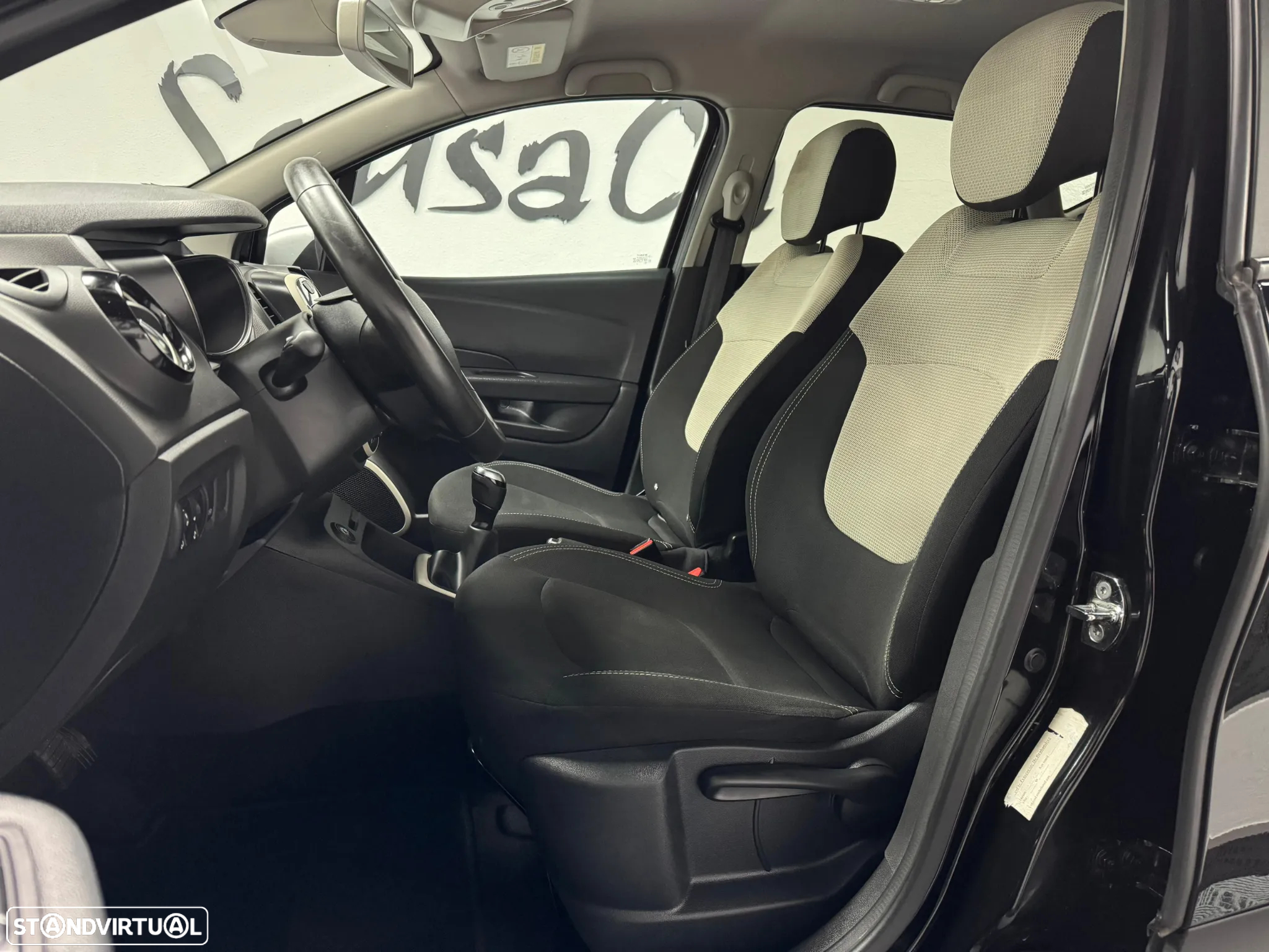 Renault Captur (ENERGY) TCe 90 INTENS - 8