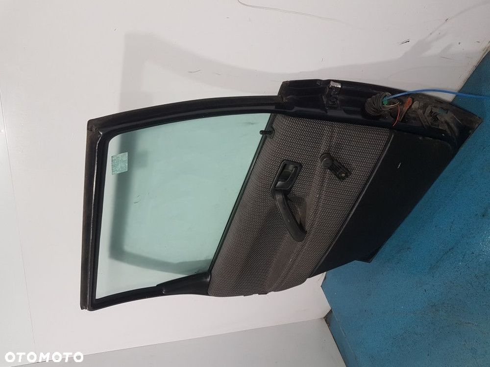 VW PASSAT B3 KOMBI DRZWI TYŁ LEWE - 10